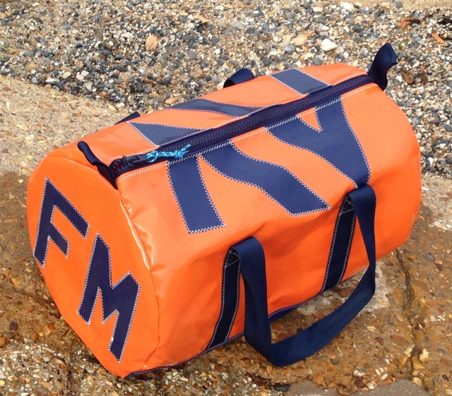 6-3   Personalised Seaview PVC kitbags